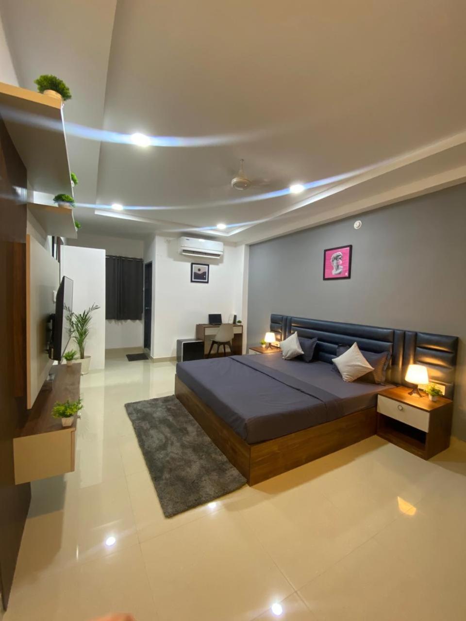 Housr 78 Madhapur Hitech City Near Yashoda Hospital Хайдарабад Экстерьер фото